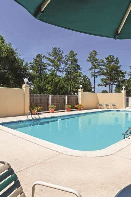 Hotel La Quinta Inn & Suites by Wyndham N Little Rock-McCain Mall photo 5