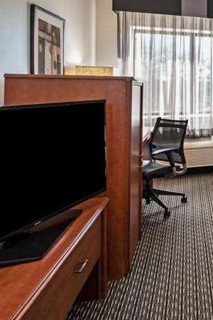 Hotel La Quinta Inn & Suites by Wyndham N Little Rock-McCain Mall photo 3