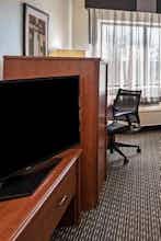 Hotel La Quinta Inn & Suites by Wyndham N Little Rock-McCain Mall photo 3