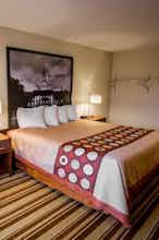 Hotel Super 8 State College photo 1