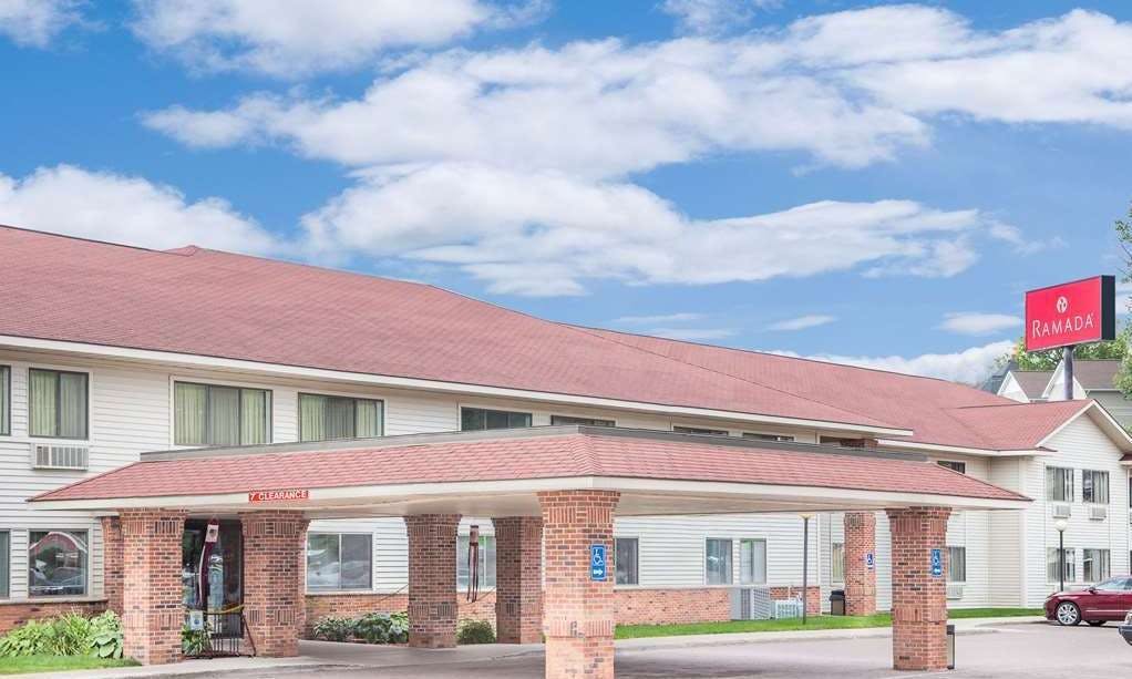 Ramada by Wyndham Hancock Waterfront