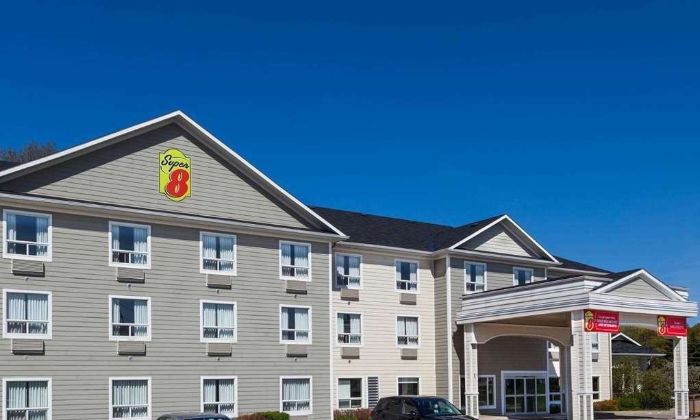 Super 8 by Wyndham Midland