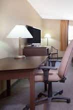 Hotel Super 8 Midland photo 3