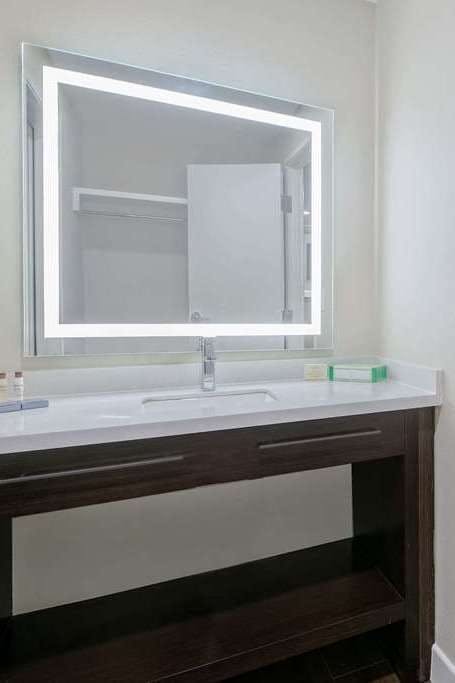 Hotel Hawthorn Extended Stay by Wyndham McAllen photo 3