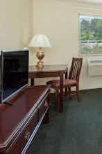 Hotel Super 8 Burnham/Lewistown photo 2