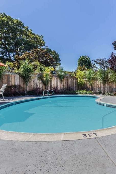 Hotel Ramada by Wyndham Mountain View photo 5