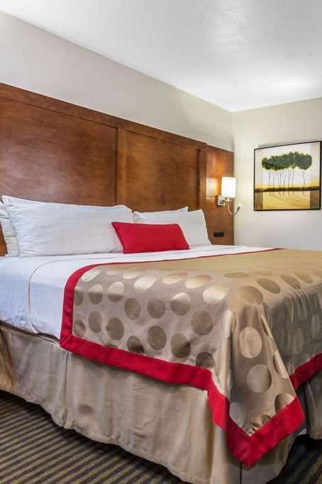 Hotel Ramada by Wyndham Mountain View photo 1