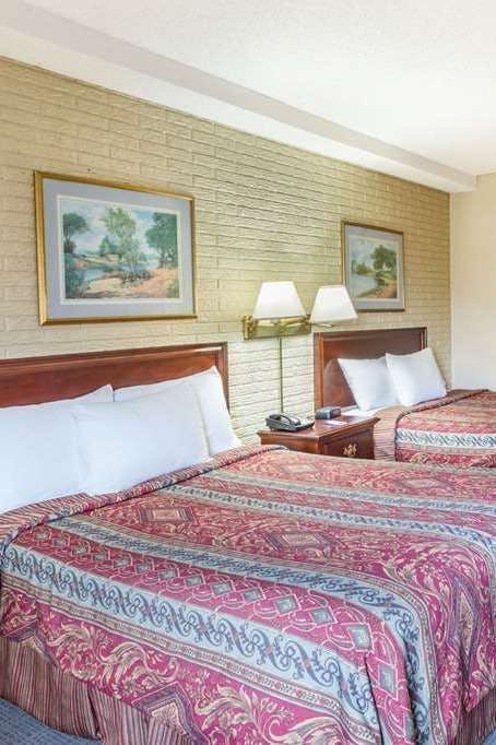 Hotel Travelodge by Wyndham Winchester photo 3