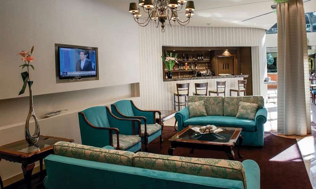 Howard Johnson Plaza by Wyndham Buenos Aires Florida Street