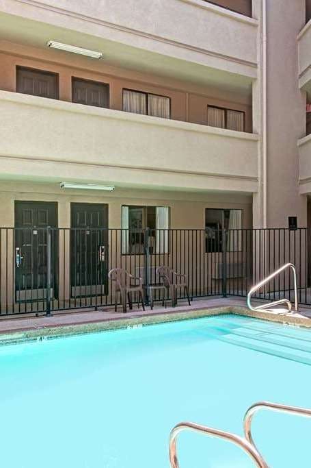 Hotel Travelodge by Wyndham Sacramento / Rancho Cordova photo 5