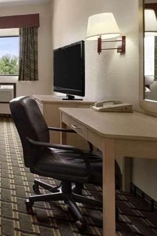 Hotel Days Inn by Wyndham Childress photo 3