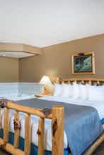 Hotel Baymont by Wyndham Owatonna photo 1