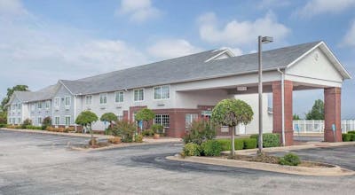 Days Inn by Wyndham Mountain Home