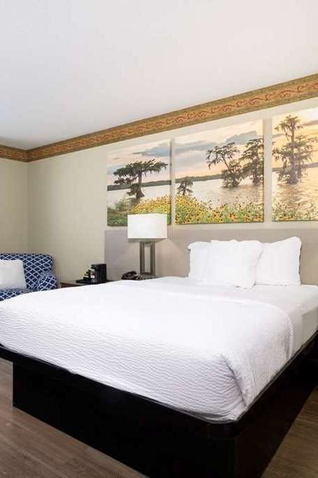 Hotel Days Inn by Wyndham Mountain Home photo 1