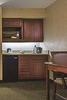 Hotel Baymont by Wyndham Norcross Atlanta photo 4