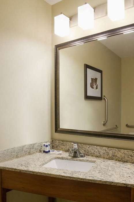 Hotel AmericInn by Wyndham Hartford SD photo 5