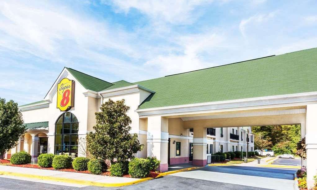 Super 8 by Wyndham Hull Street Midlothian/Richmond Area