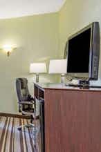 Hotel Super 8 by Wyndham Hull Street Midlothian/Richmond Area photo 2