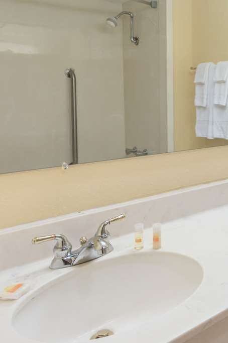 Hotel Danville Days Hotel Conf Ctr photo 4