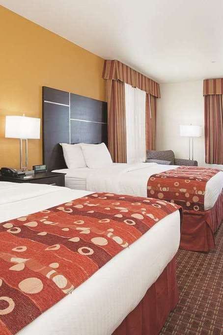 Hotel La Quinta Inn & Suites by Wyndham Denver Gateway Park photo 3