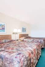 Hotel Super 8 by Wyndham Belle Fourche SD photo 3