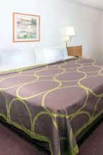 Hotel Super 8 by Wyndham Redmond photo 1