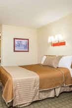 Hotel Travelodge by Wyndham Perry National Fairgrounds Area I-75 photo 1