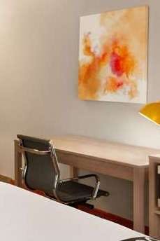 Hotel La Quinta Inn & Suites by Wyndham Lackawanna photo 3