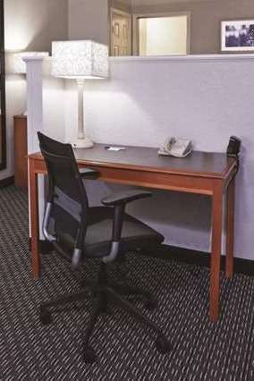 Hotel La Quinta Inn San Marcos photo 3