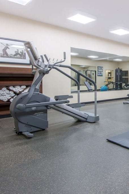 Hotel Ramada by Wyndham Wainwright photo 5