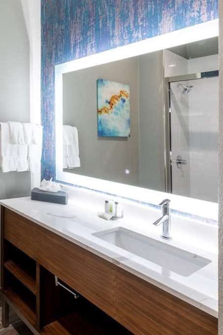 Hotel La Quinta Inn & Suites by Wyndham Dallas - Frisco Stadium photo 3