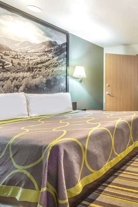 Hotel Super 8 by Wyndham Buena Vista photo 1