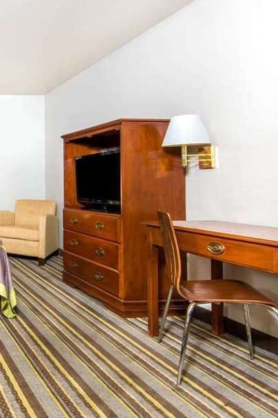 Hotel Super 8 by Wyndham Buena Vista photo 3