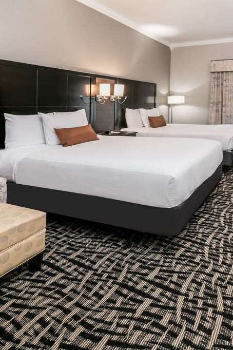 Hotel Wingate by Wyndham Dallas Love Field photo 2