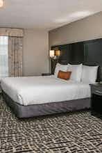 Hotel Wingate by WY Dallas Love Fiel photo 1
