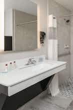 Hotel Wingate by WY Dallas Love Fiel photo 4