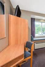 Hotel Microtel Inn & Suites by Wyndham Hazelton/Bruceton Mills photo 3