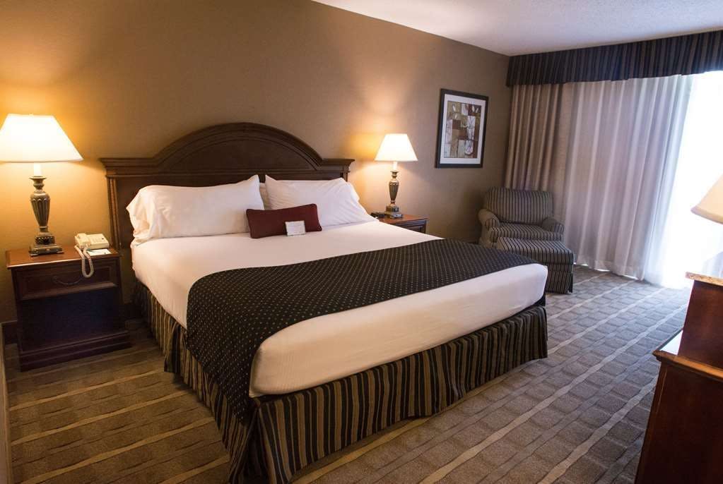 Hotel Wyndham Garden Warsaw photo 2