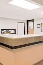 Hotel Super 8 Metropolis photo 5