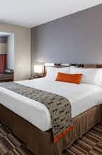 Hotel Microtel Inn & Suites by Wyndham Sunbury/Columbus North photo 1