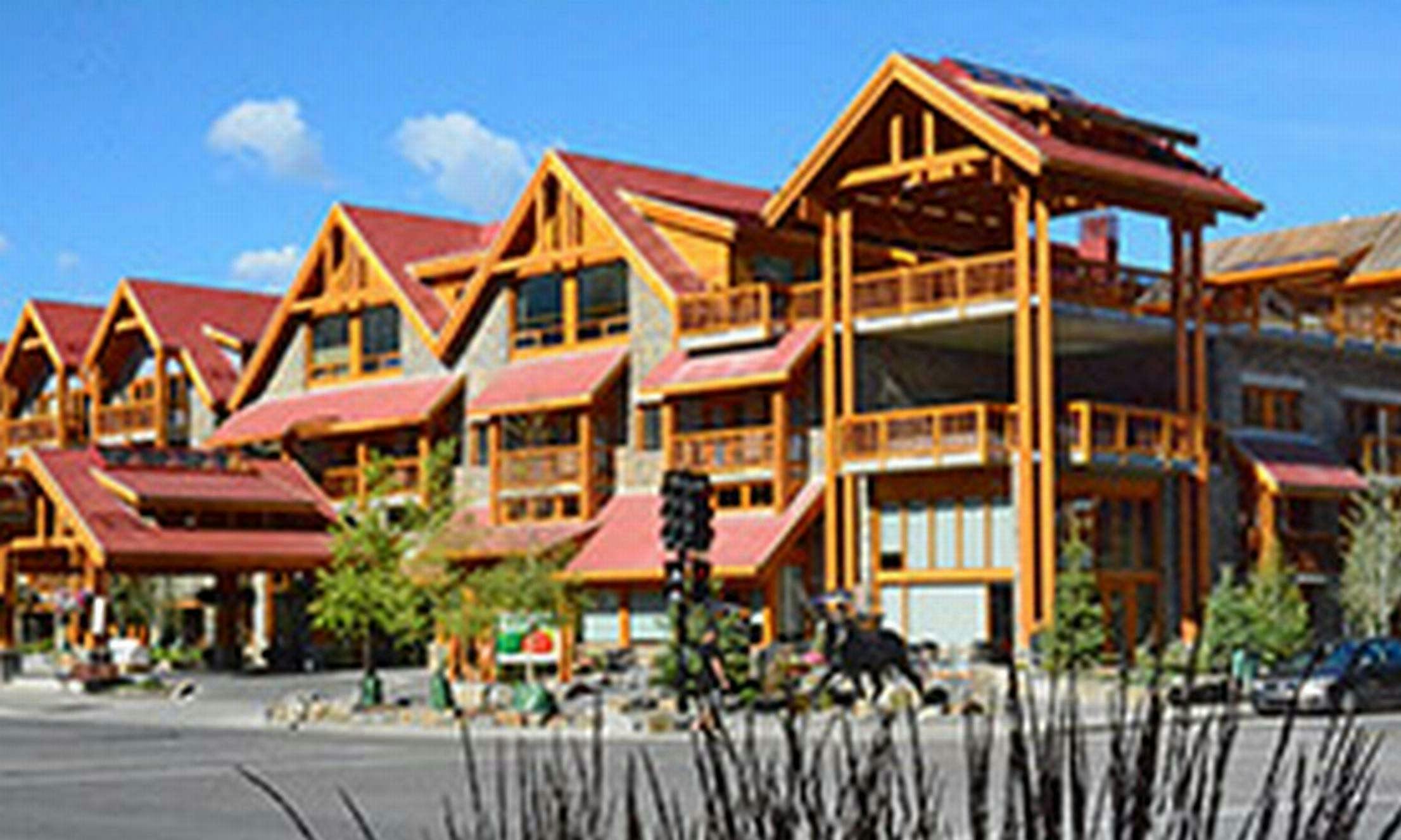 Moose Hotel And Suites