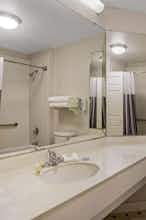 Hotel La Quinta Inn Ste Winston Salm photo 5