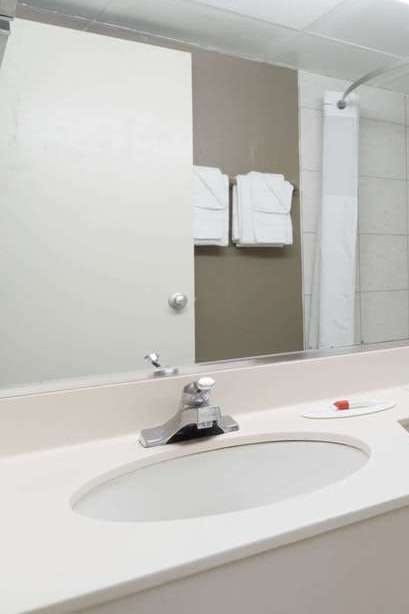 Hotel Days Inn Columbus E Airport photo 4