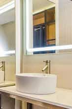 Hotel La Quinta Inn & Suites by Wyndham Winchester photo 5