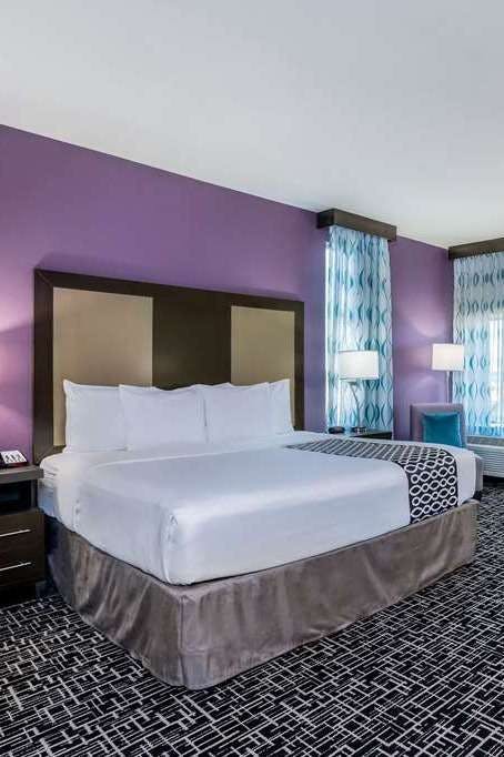 Hotel La Quinta Inn & Suites by Wyndham Houston Cypress photo 1