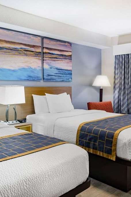 Hotel Days Inn & Suites by Wyndham Savannah Midtown photo 2