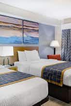 Hotel Days Inn & Suites by Wyndham Savannah Midtown photo 2