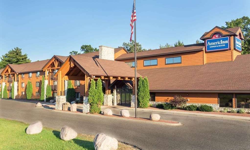 AmericInn WI Dells
