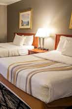 Hotel La Quinta Inn MKE AP Oak Creek photo 2