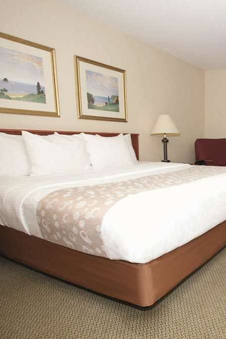 Hotel La Quinta Inn MKE AP Oak Creek photo 1